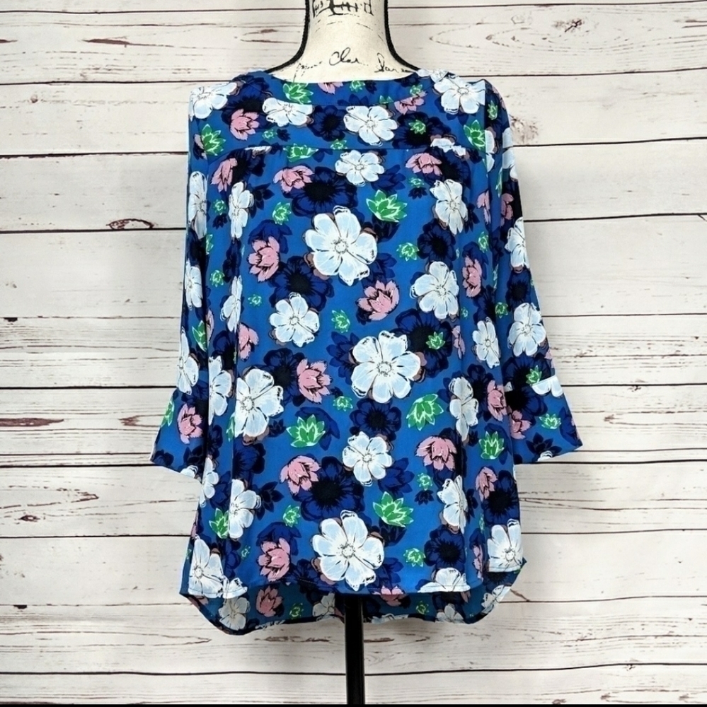 BANANA Republic Floral Button Back Blouse